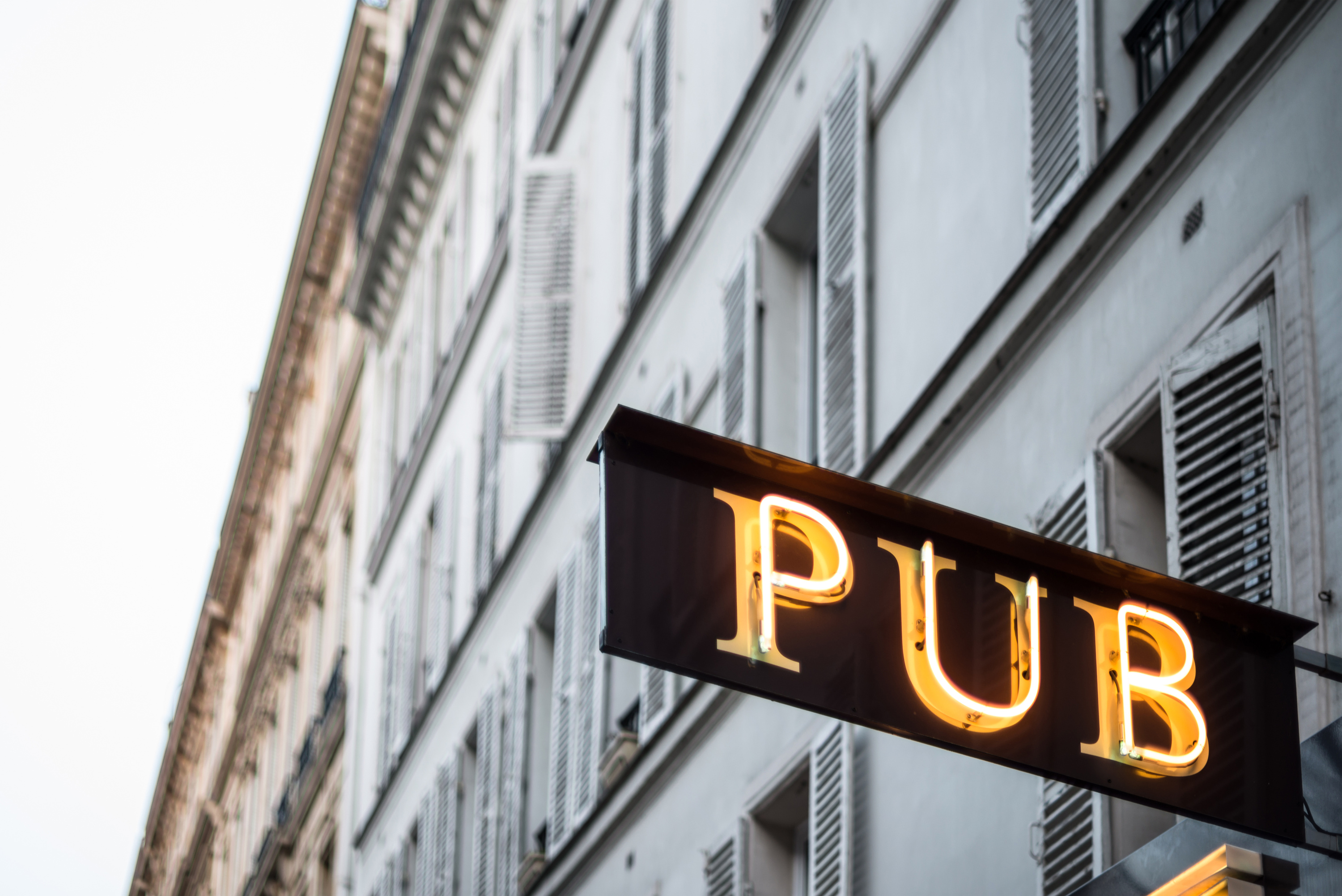 PUB